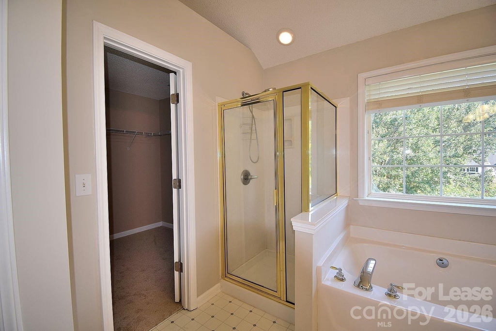 2941 Glen Summit Drive - Photo 8