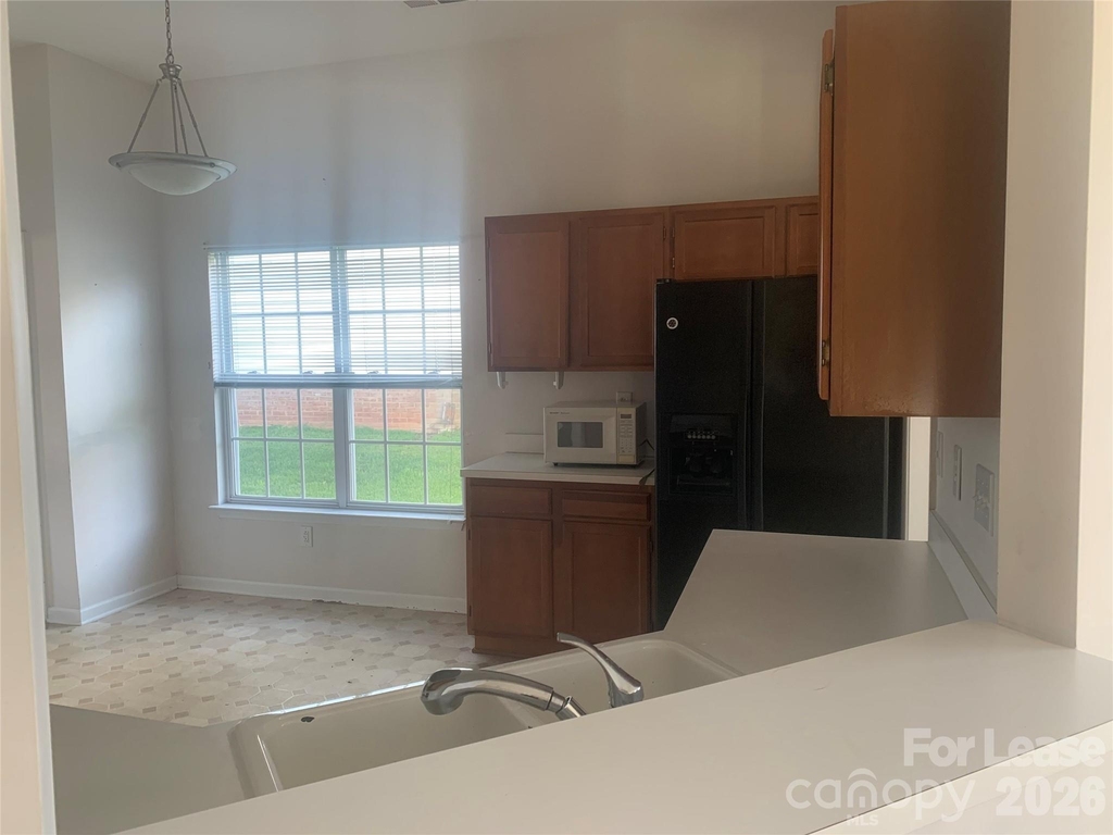 10514 Hellebore Road - Photo 6