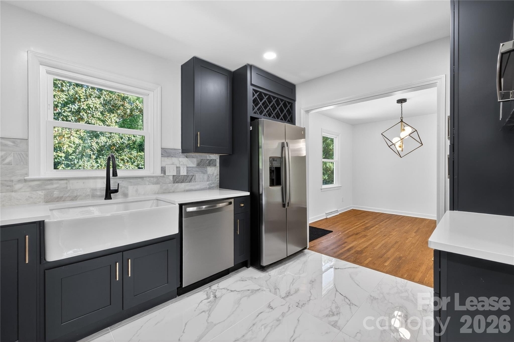 5938 Sharon Road - Photo 14