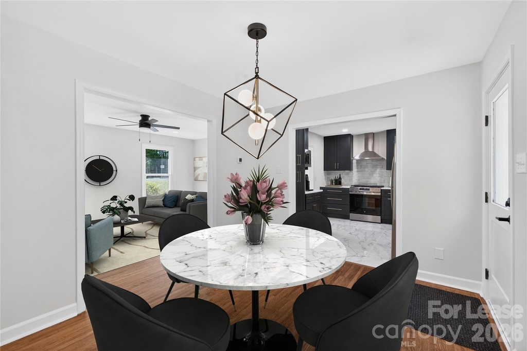 5938 Sharon Road - Photo 4