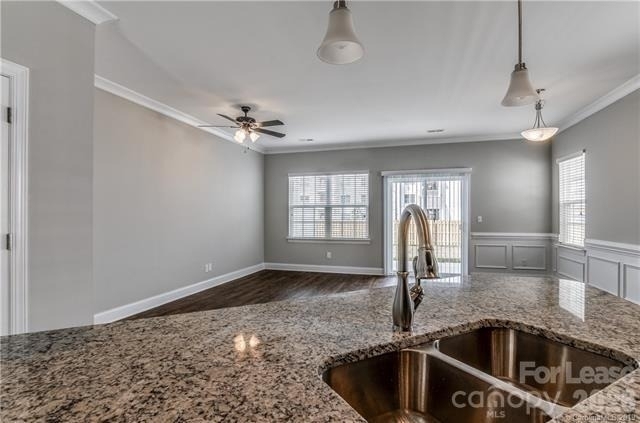 362 Halton Crossing Drive Sw - Photo 4