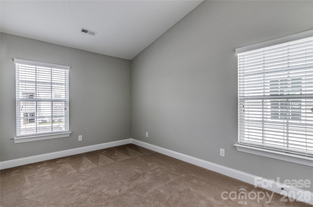 362 Halton Crossing Drive Sw - Photo 18