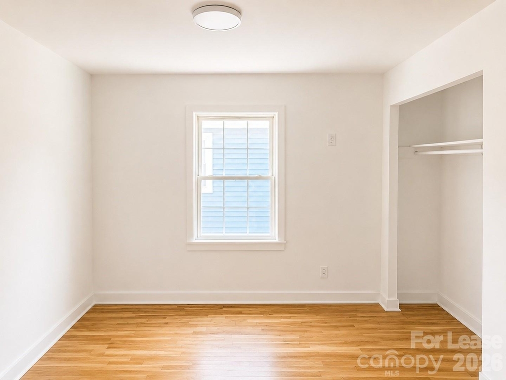 405 Orange Street - Photo 2