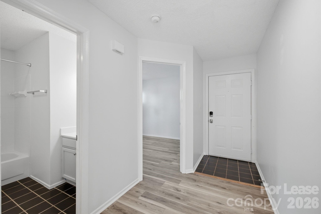 18865 Vineyard Point Lane - Photo 6