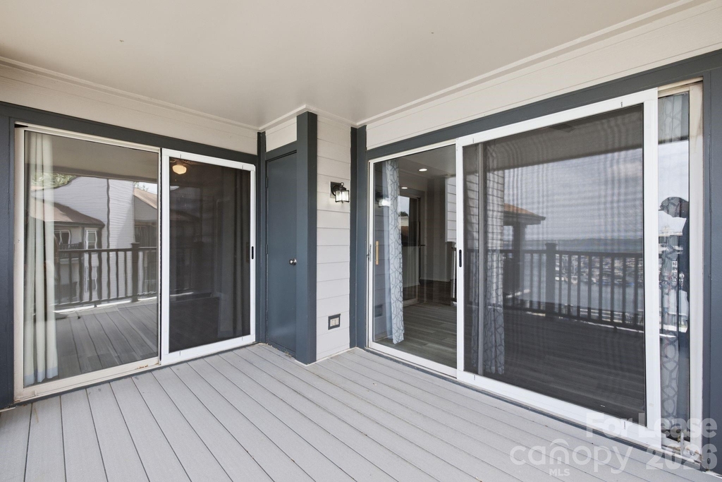 18865 Vineyard Point Lane - Photo 15