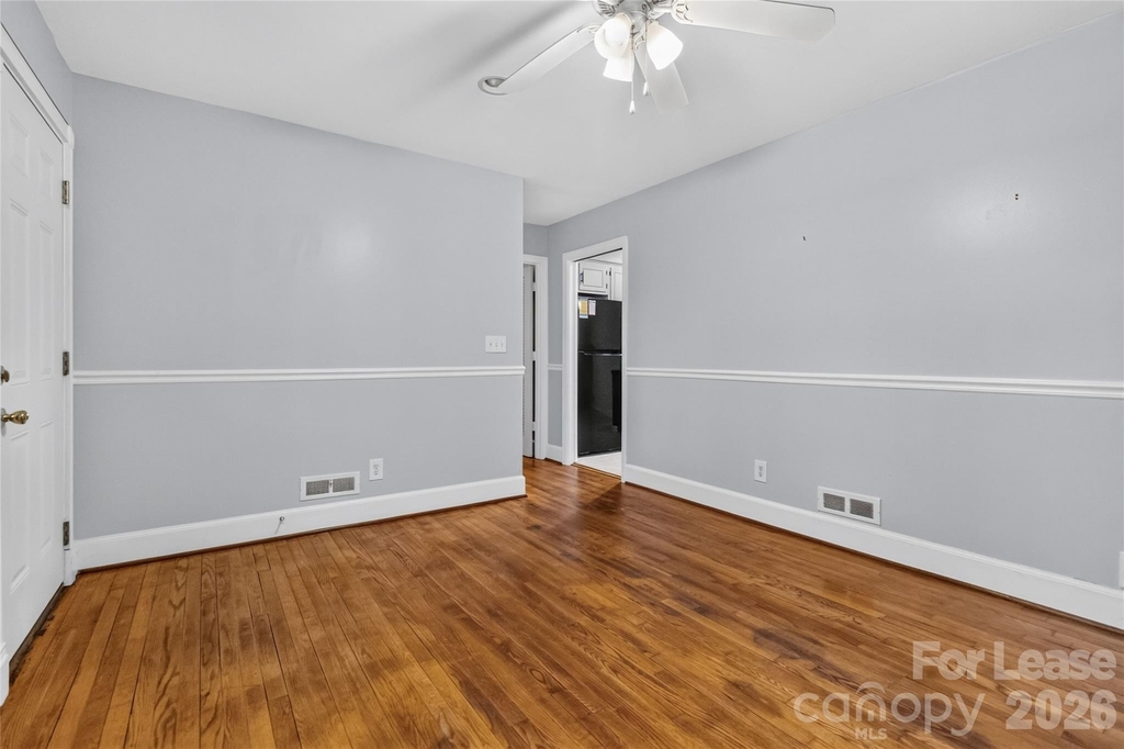 1634 Van Buren Avenue - Photo 6