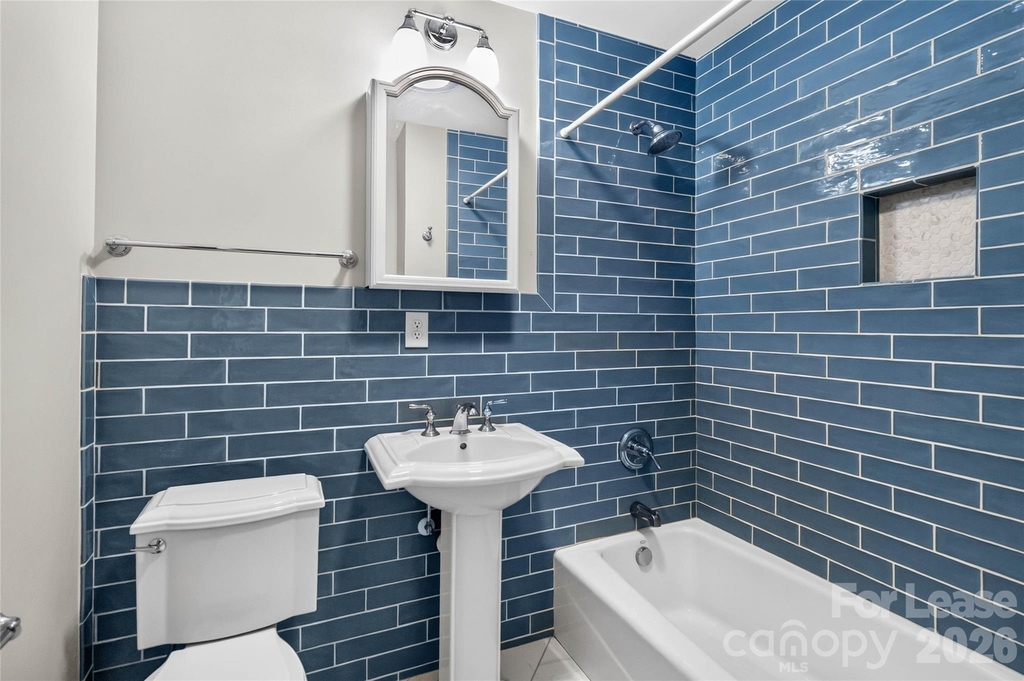 1634 Van Buren Avenue - Photo 23