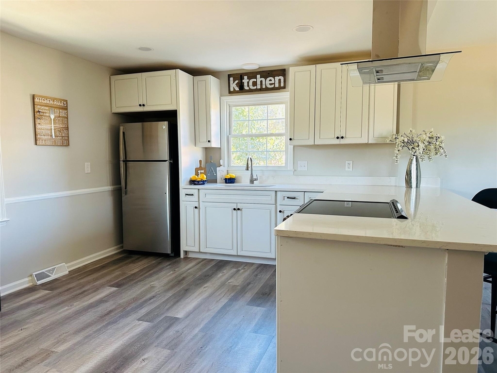 8208 Doverdale Lane - Photo 3