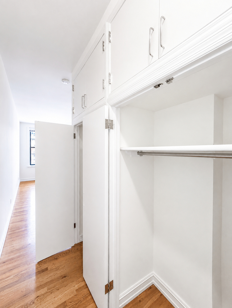 97 3rd Avenue - Photo 4