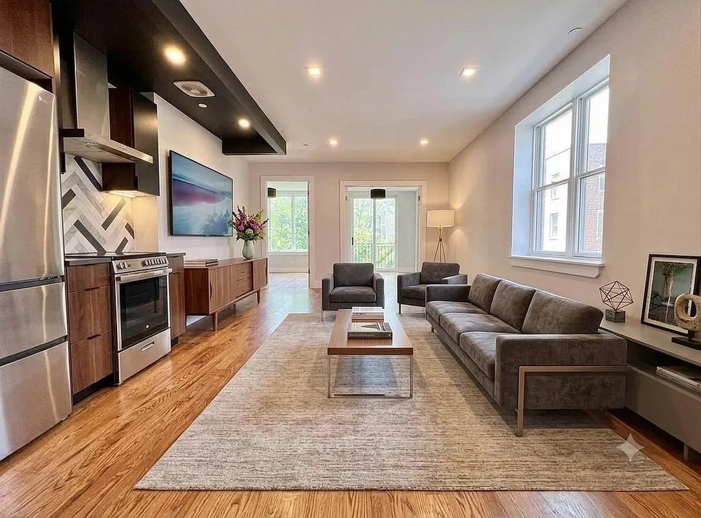 680 East 21st Street - Photo 0