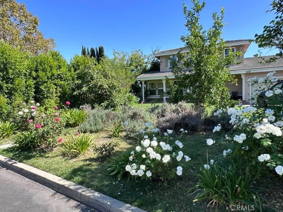 412 Magellan Road - Photo 0