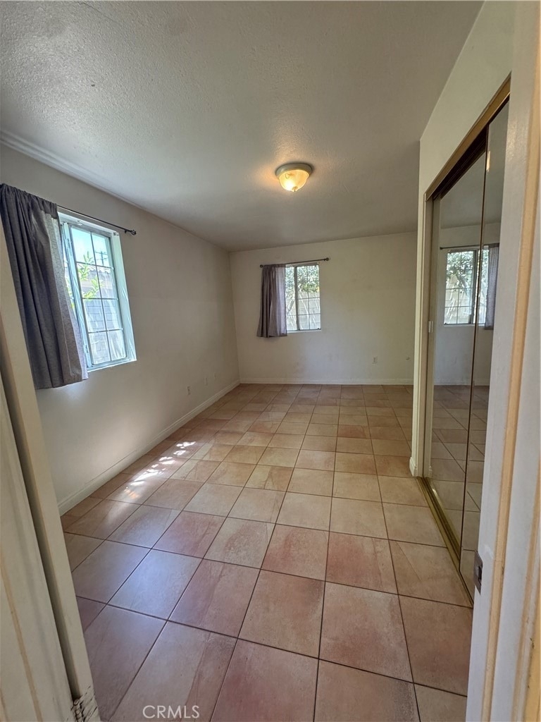 758 W Longden - Photo 6