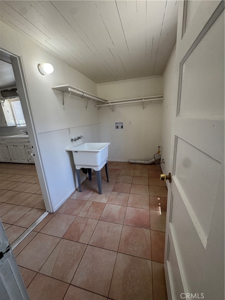 758 W Longden - Photo 10