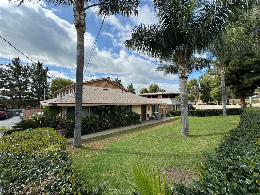 8863 San Bernardino Road - Photo 2