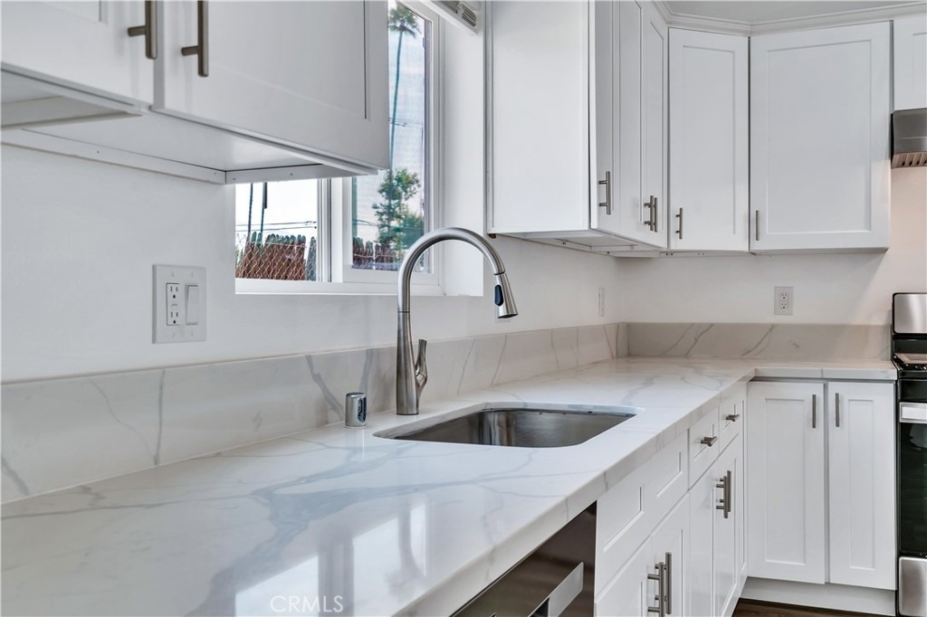6734 Beryl Street - Photo 9