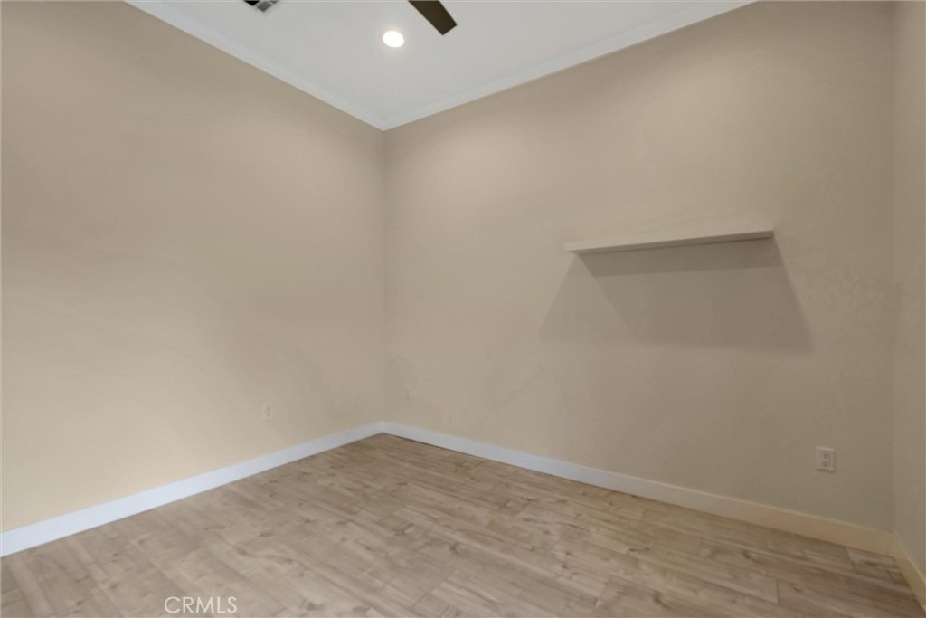 17227 Keswick Street - Photo 25