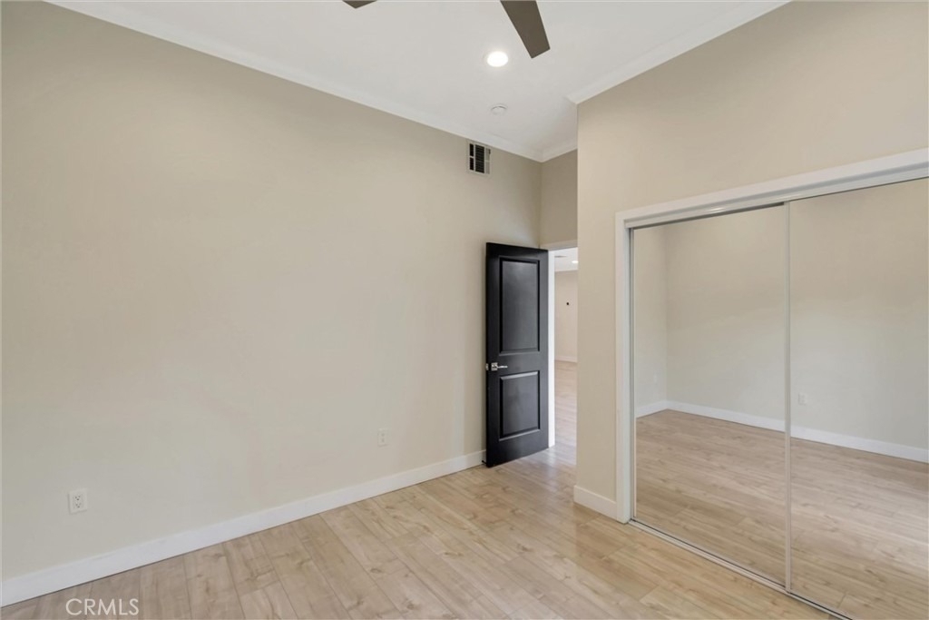 17227 Keswick Street - Photo 21