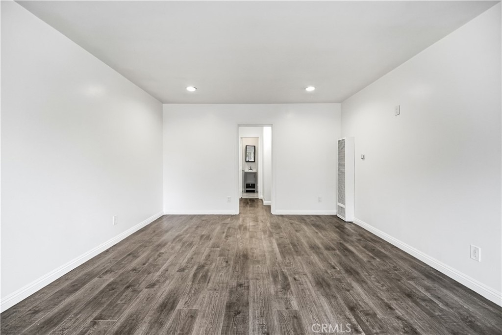 10715 Moorpark Street - Photo 1