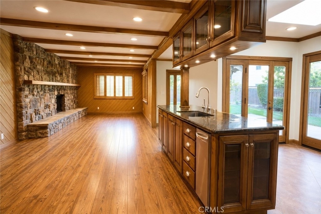 4720 Hayman Avenue - Photo 14