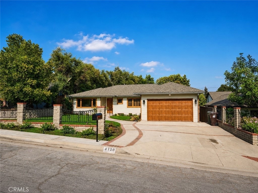 4720 Hayman Avenue - Photo 0