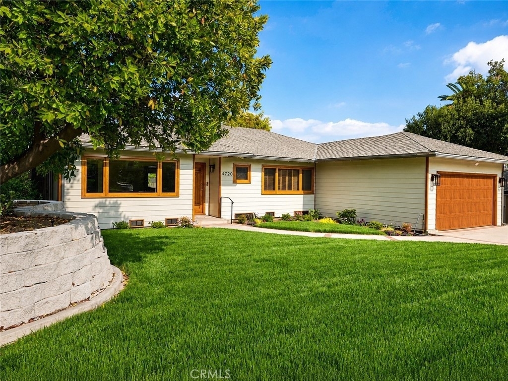 4720 Hayman Avenue - Photo 5