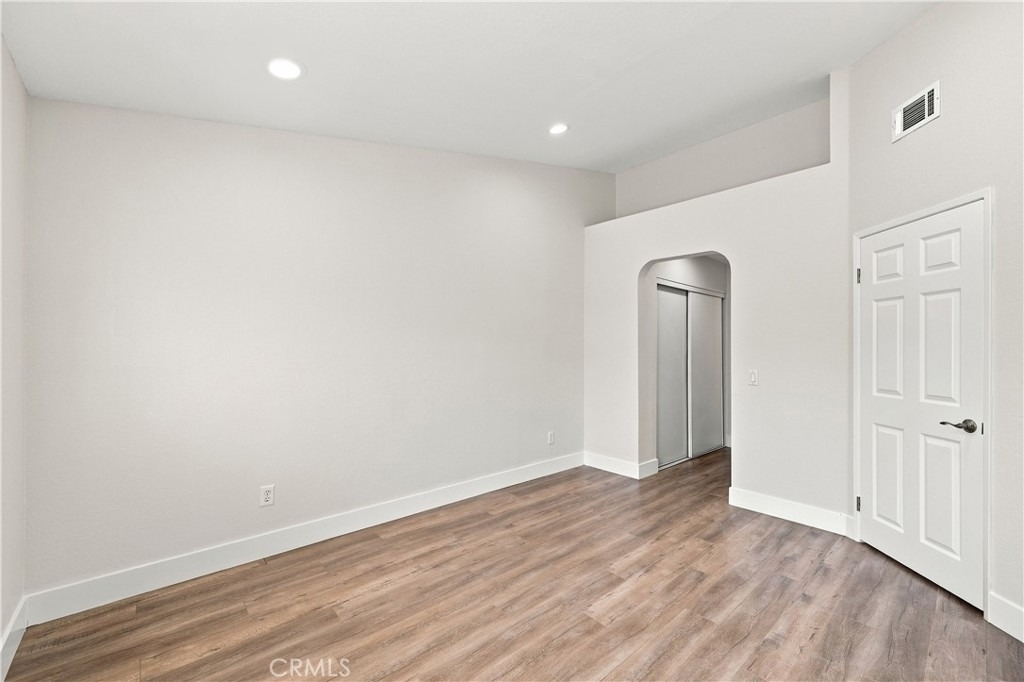 25136 Steinbeck Avenue - Photo 12