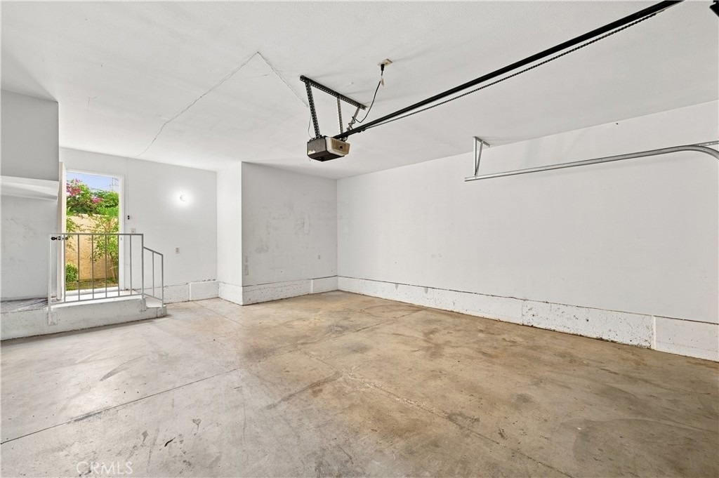 25136 Steinbeck Avenue - Photo 22