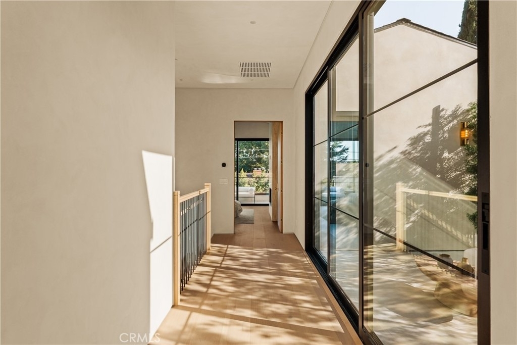 4724 Halbrent - Photo 2