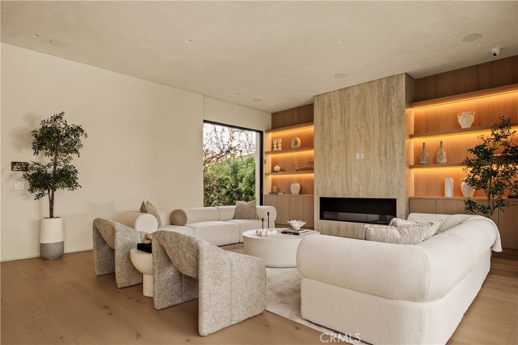 4724 Halbrent - Photo 8