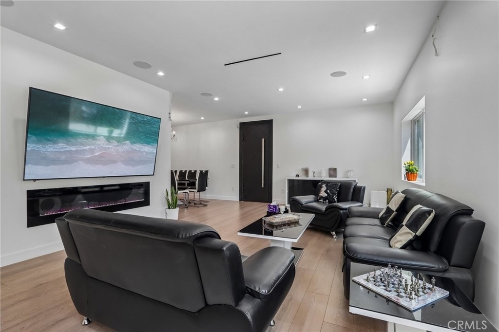 4432 Melbourne Avenue - Photo 7