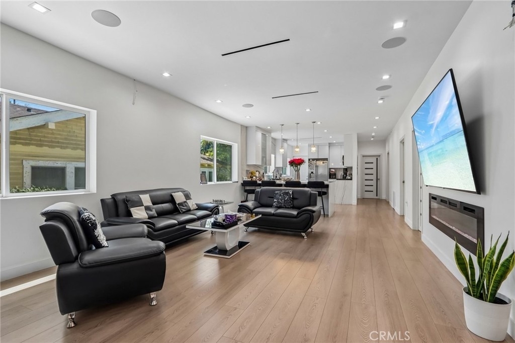4432 Melbourne Avenue - Photo 5