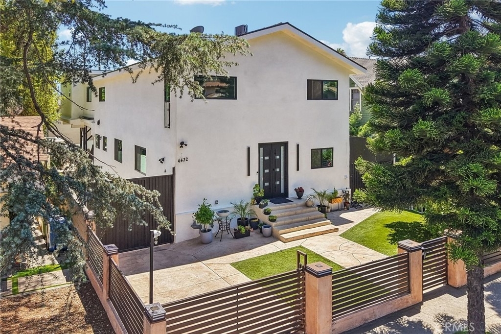 4432 Melbourne Avenue - Photo 3