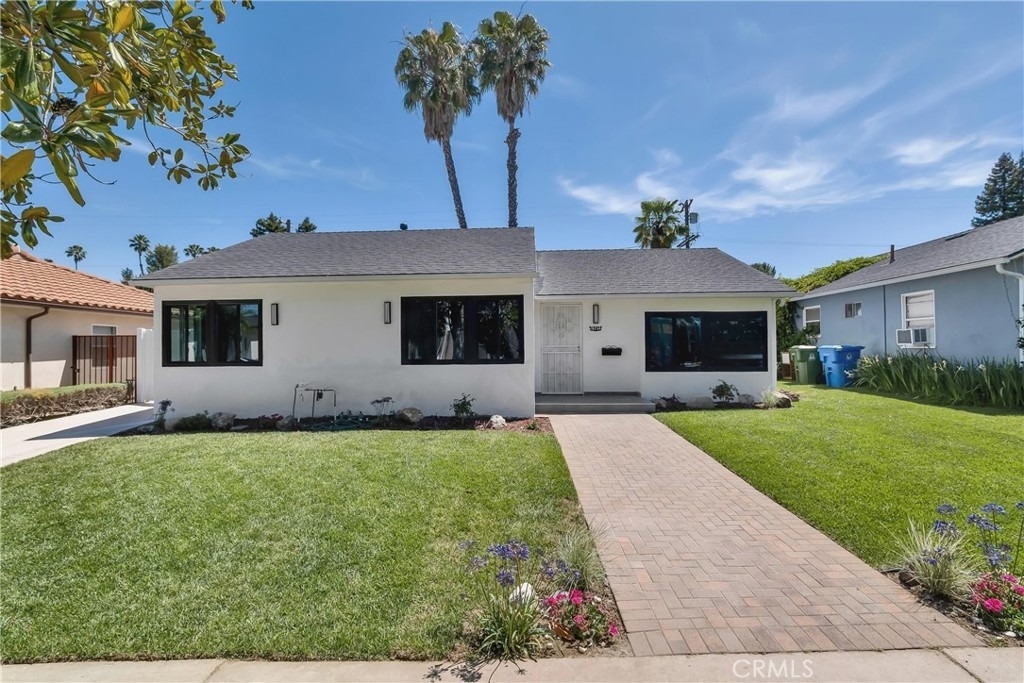 18234 Sugarman Street - Photo 0