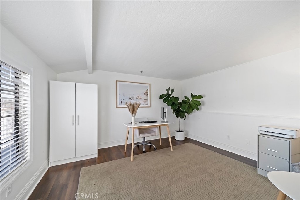 345 Avocado Street - Photo 14