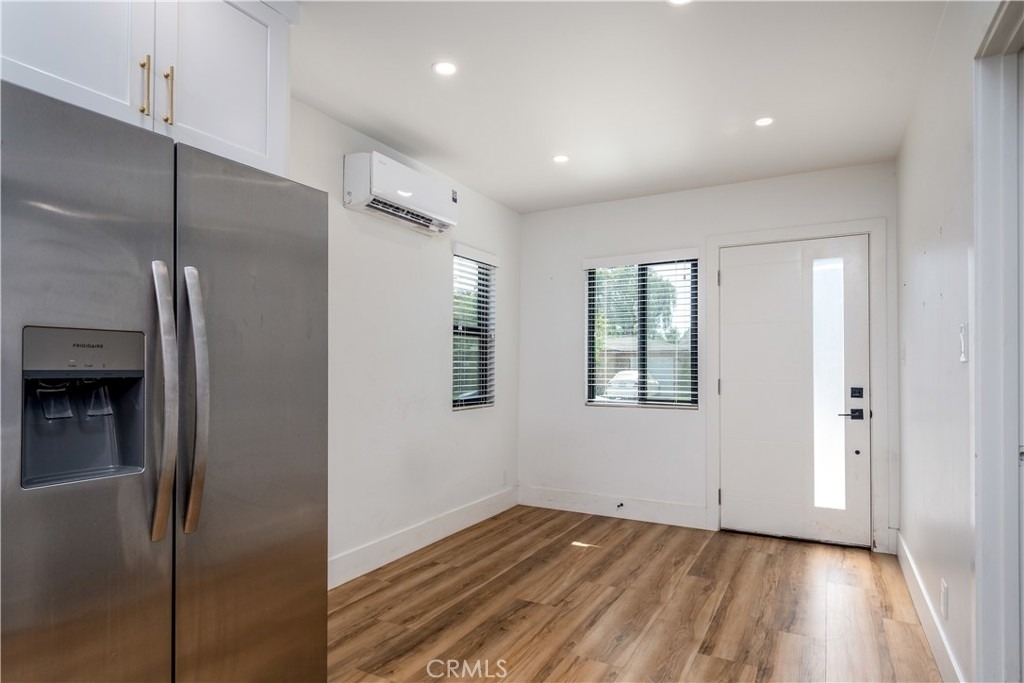 918 N Enid Avenue - Photo 7