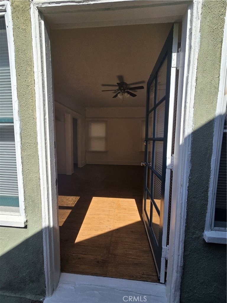 942 E 2nd - Photo 1