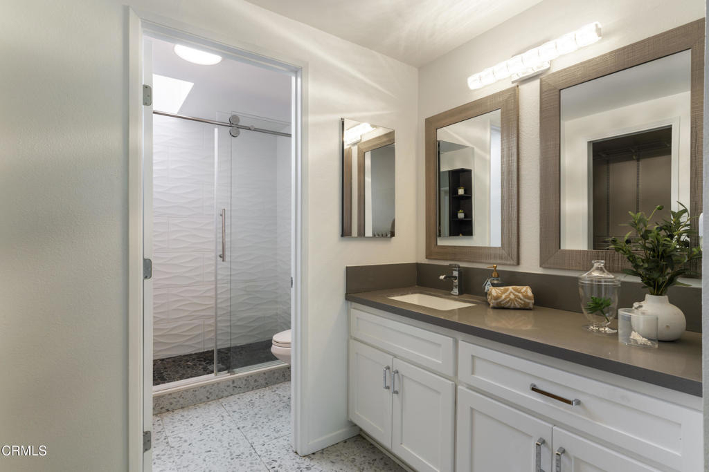 579 Acacia Street - Photo 18