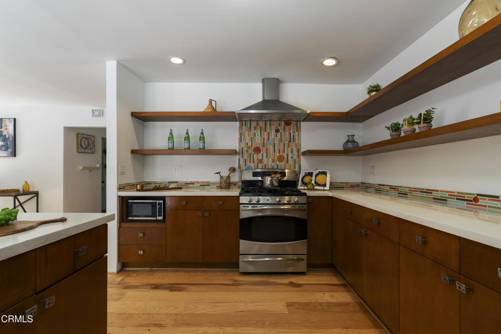 579 Acacia Street - Photo 4
