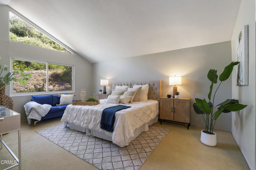 579 Acacia Street - Photo 14