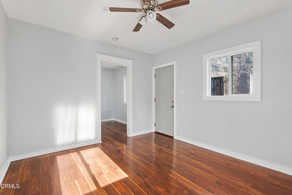 1488 W Sunset Boulevard - Photo 1