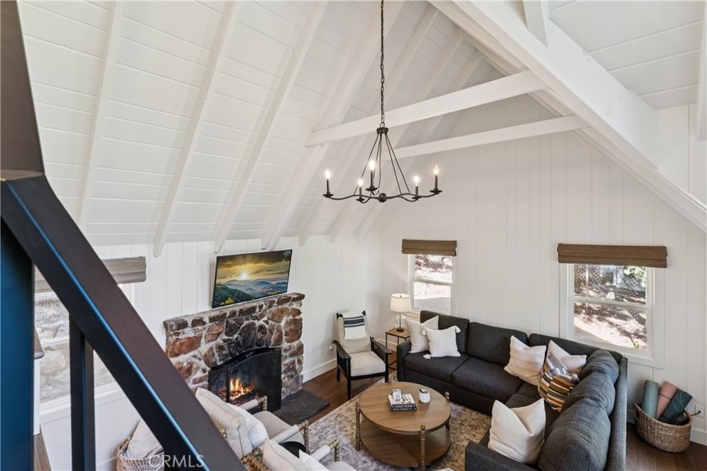 278 Terrace - Photo 17