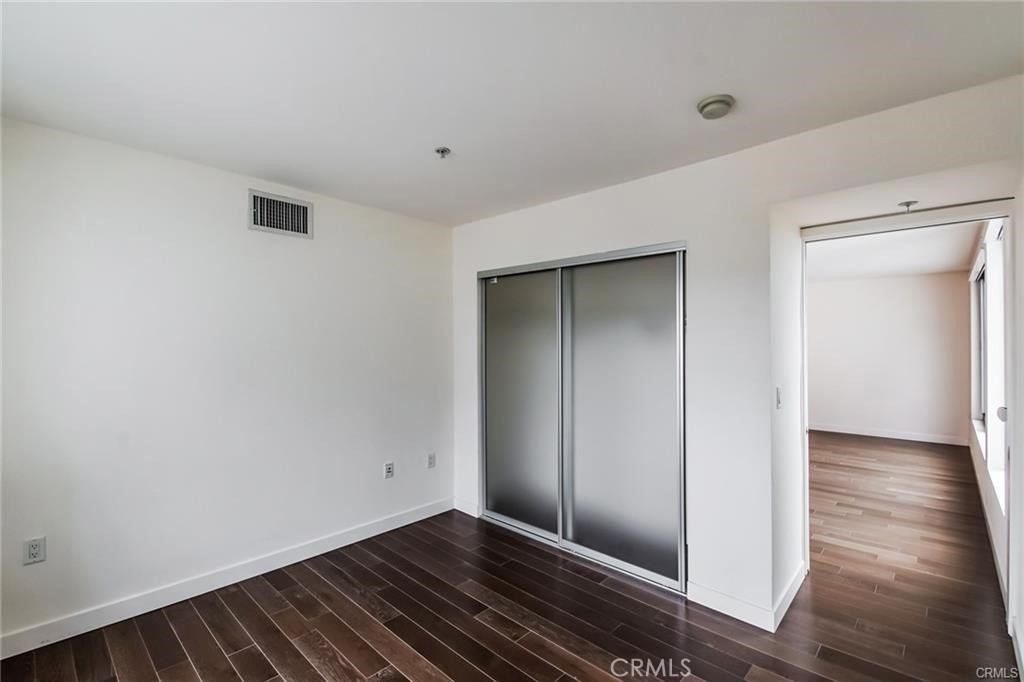 901 S Flower Street - Photo 11