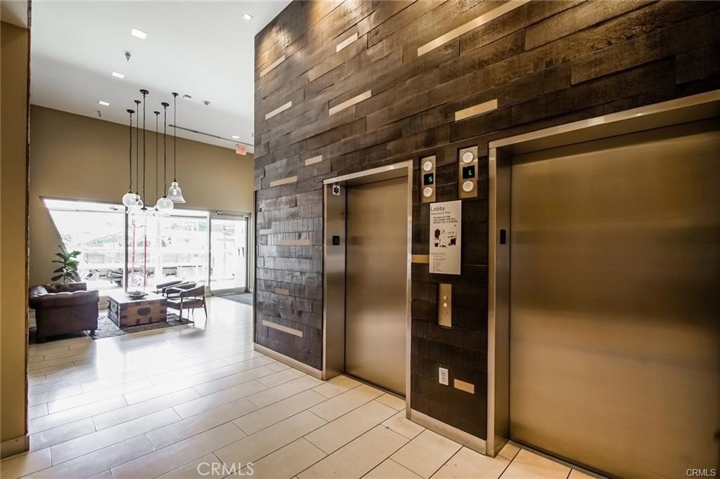 901 S Flower Street - Photo 16