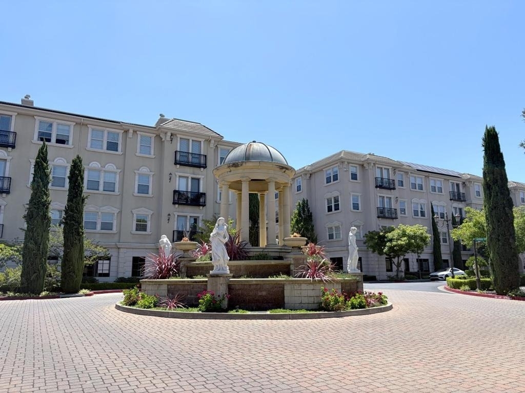 1223 Symphony Way - Photo 18