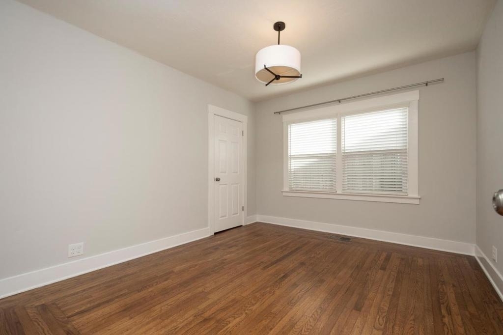904 Paloma Avenue - Photo 13
