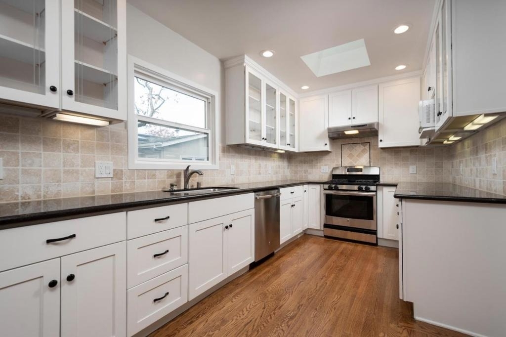 904 Paloma Avenue - Photo 7
