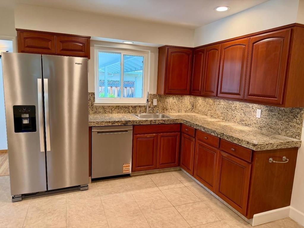 975 Inverness Way - Photo 4