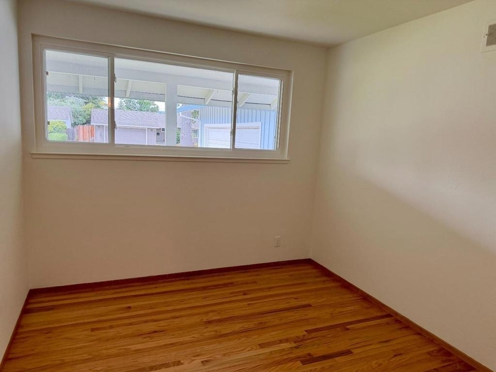 975 Inverness Way - Photo 9