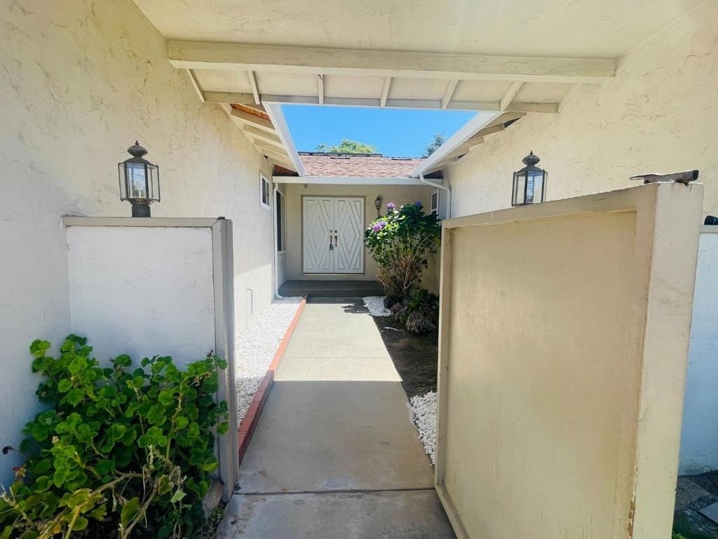 1150 Stafford Drive - Photo 4