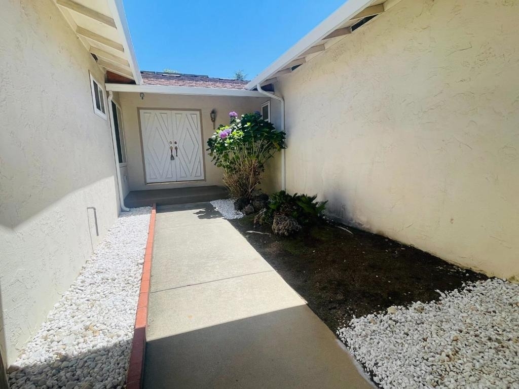 1150 Stafford Drive - Photo 3